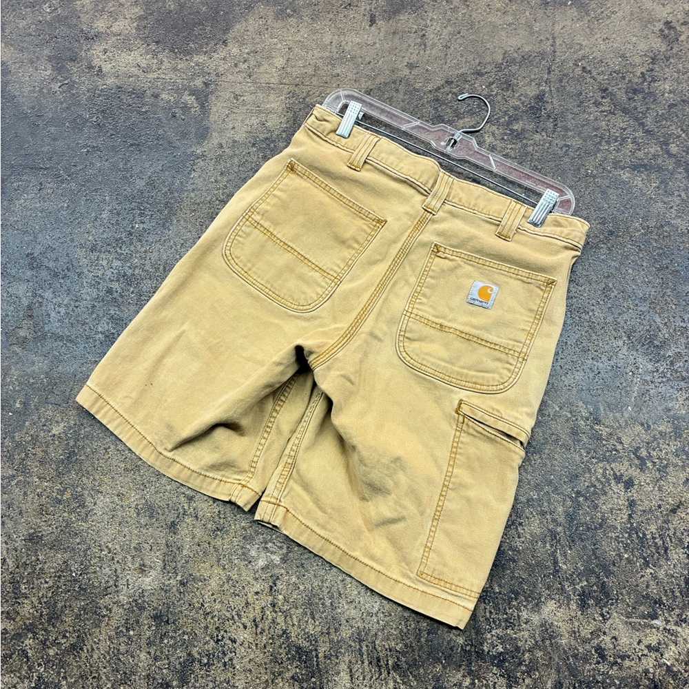 Vtg 2000’s Carhartt Men's Tan Work streetwear style cargo Shorts sz 32w